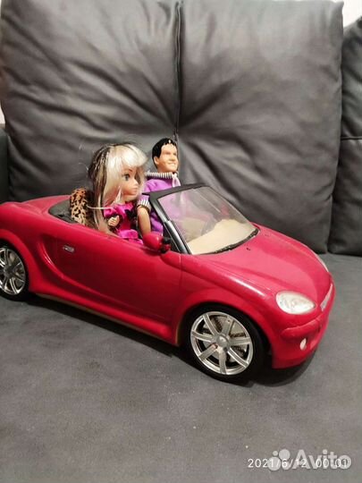 Кабриолет с Кеном и куклой