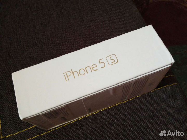 Коробка от iPhone