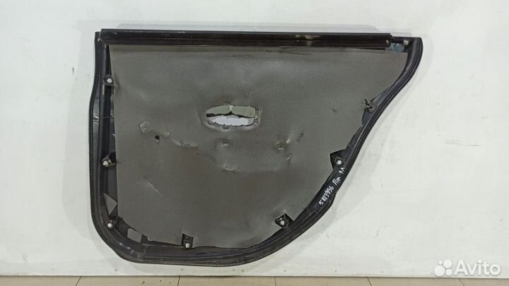 Обшивка двери задней левой