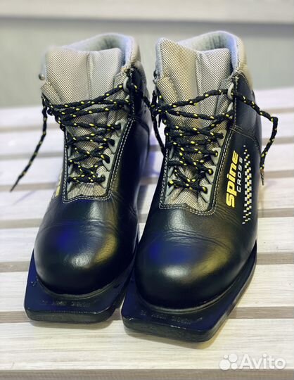 Лыжные ботинки spine cross