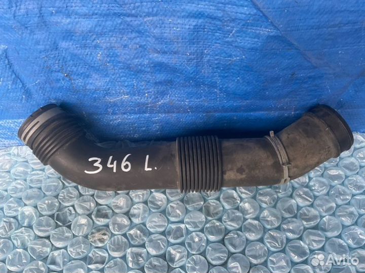 Воздуховод левый Volkswagen Touareg 7L 4.2L dohc