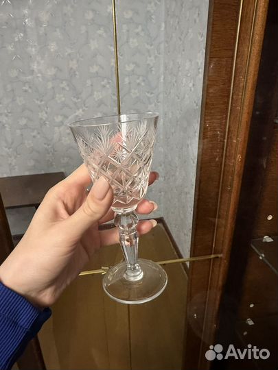 Хрустальные фужеры и рюмки