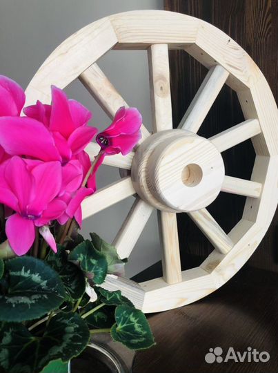 Колесо декоративное Д80см