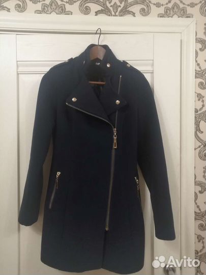 Продаётся пальто