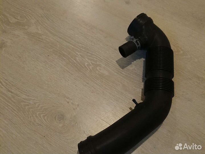 Воздушный патрубок шкода октавия а5