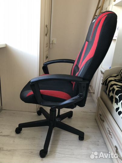 Компьютерное кресло игровое Zombie