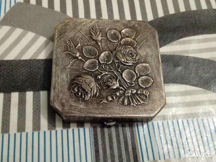 Пудреница СССР