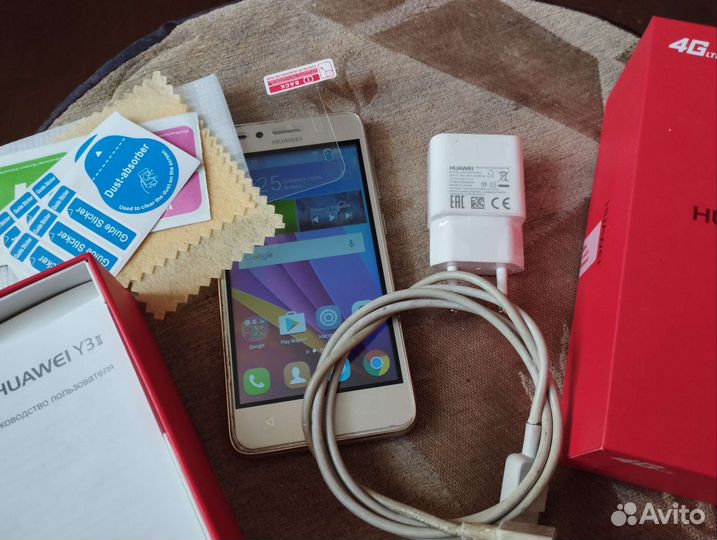 Смартфон Huawei Y3ii
