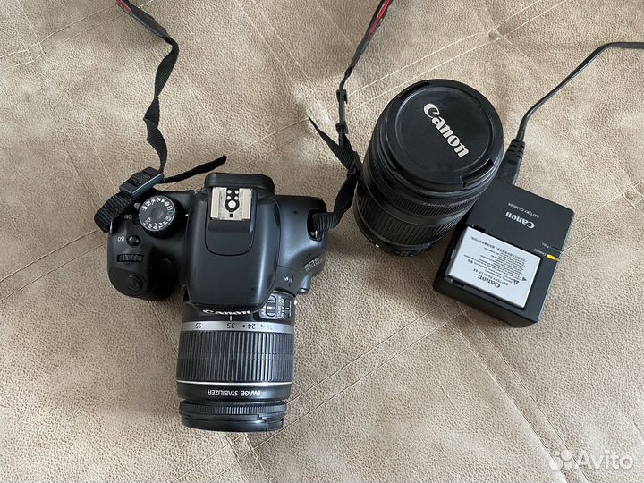 Зеркальный фотоаппарат canon 550D