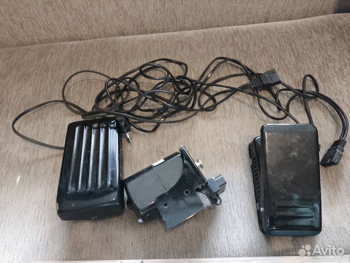 Оверлок б/у в хорошем состоянии GN1-2 с запасными