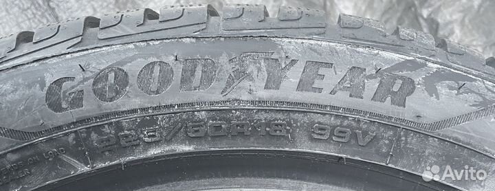 Goodyear UltraGrip Performance+ 225/50 R18 99V