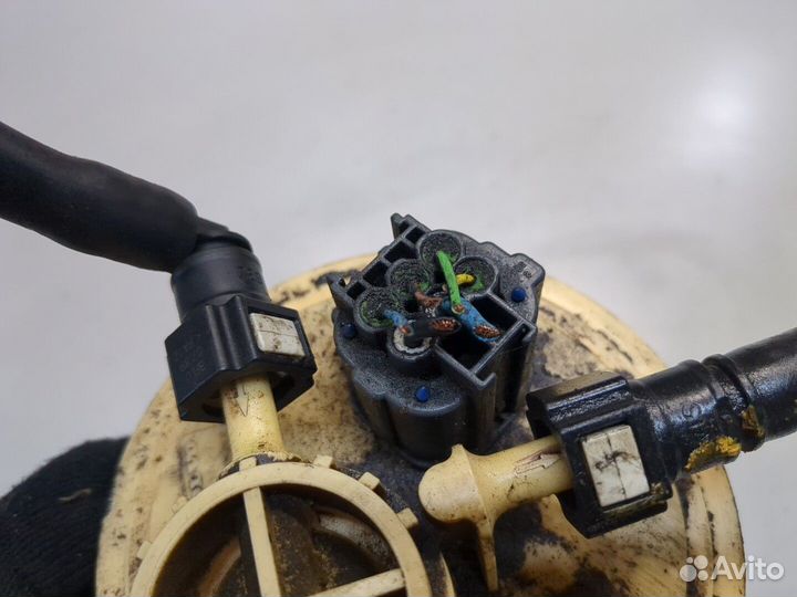 Насос топливный электрический Volvo XC70, 2004