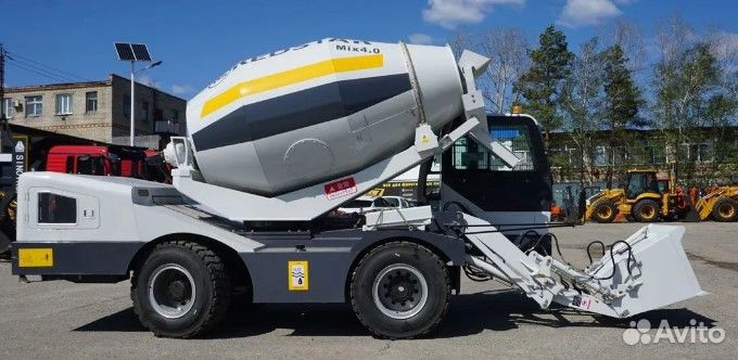 Автобетоносмеситель Redstar HK4.0, 2023