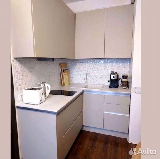 Кухня современная на заказ.Доставка и сборк