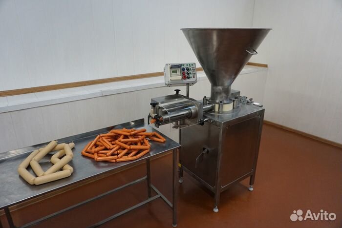 Шприц вакуумный с перекрутчиком для колбас