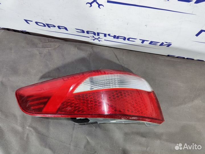 Фонарь задний левый KIA RIO 10-14г