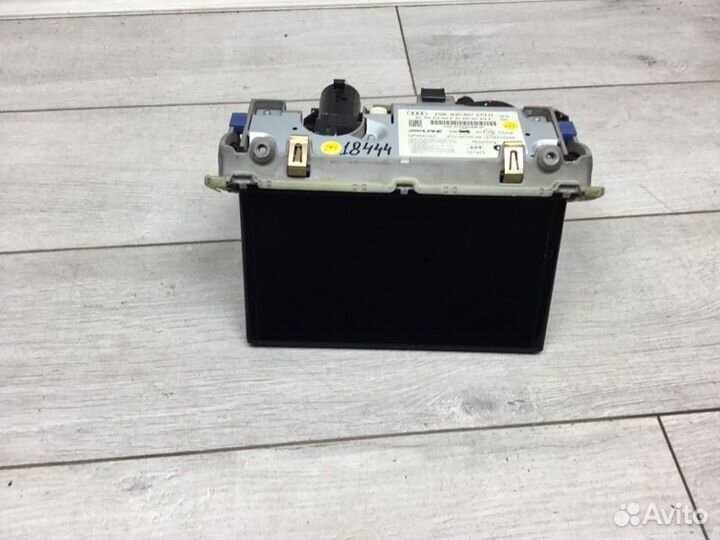 Дисплей компьютера Volkswagen Golf хэтчбек BGU