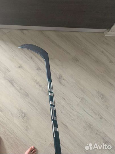 Клюшка хоккейная правый хват True