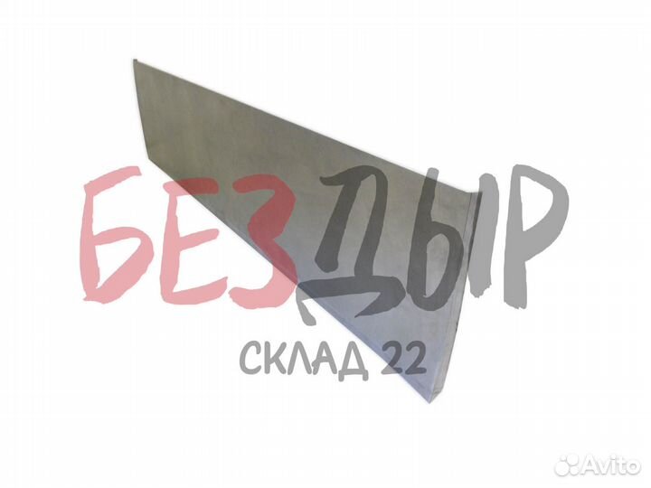 Пенка Toyota Avensis Verso I передняя правая