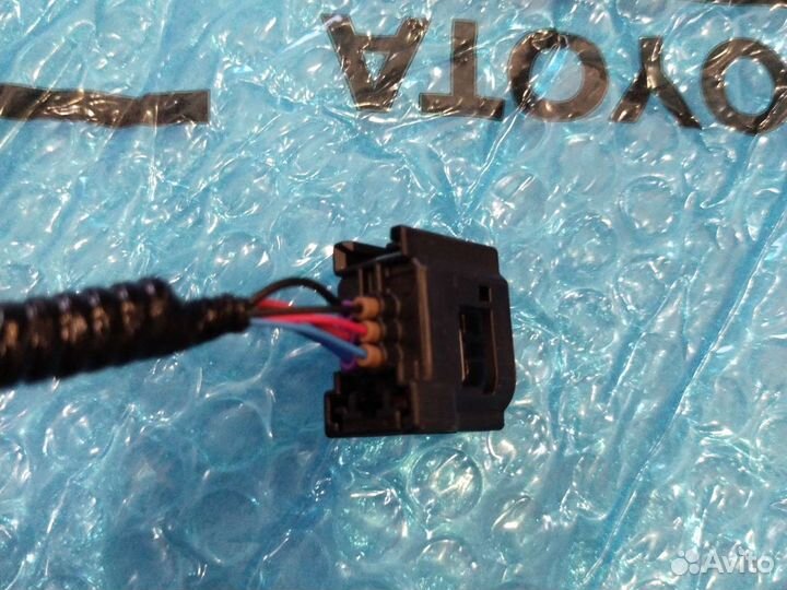 Фишка парктроника Рав 4 -5 Оригинал 6 pin 19-24