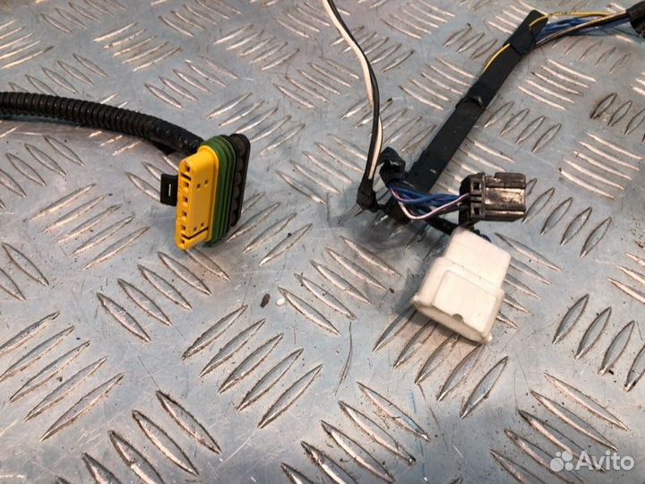 Проводка двери передняя левая Fiat Albea
