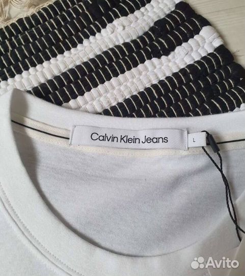 Новая футболка Calvin Klein Jeans Оригинал M L XL