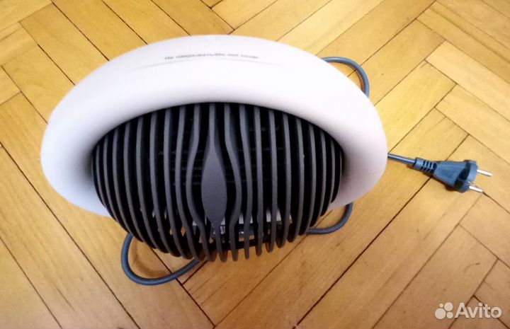 Тепловентилятор керамический Zanussi ZFH/C-400