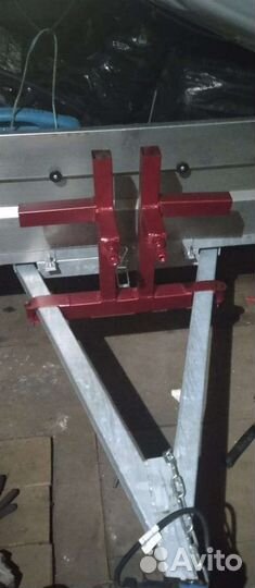 Кронштейн запасного колеса на прицеп
