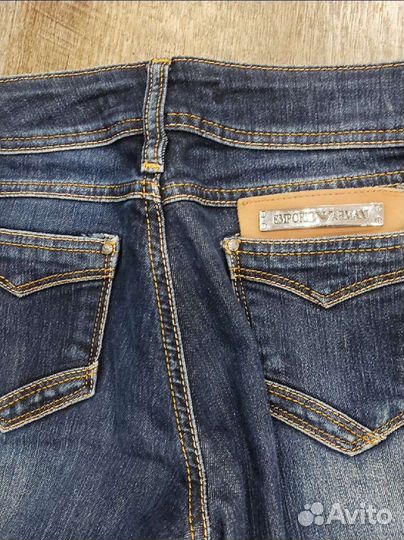 Джинсы женские 26 armani jeans