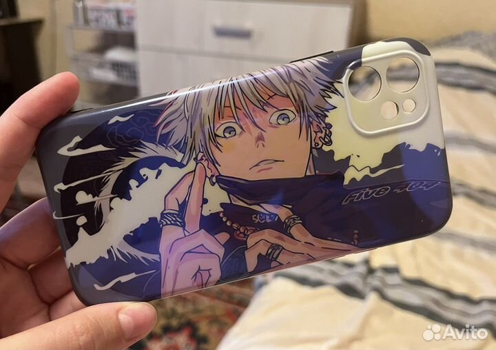 Чехлы на iPhone 11