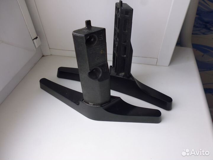 Ножки (подставка) от Samsung UE43N5000AU