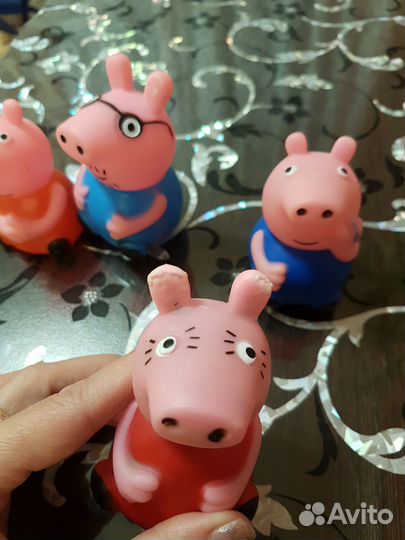 Семья свинки Пеппы