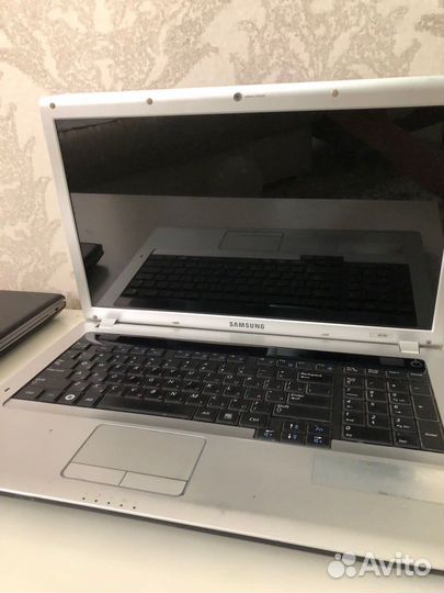 Samsung ноутбук