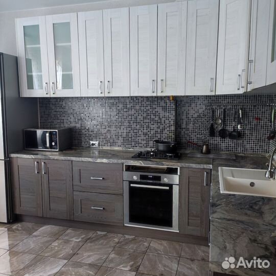 Продам угловой кухонный гарнитур