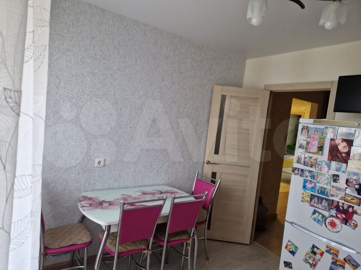 2-к. квартира, 66 м², 9/10 эт.