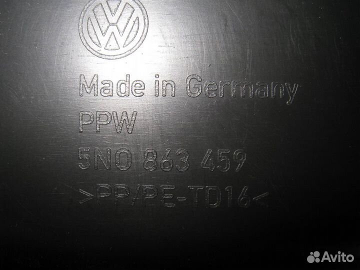Обшивка задней панели volkswagen Tiguan (5N1) 2011