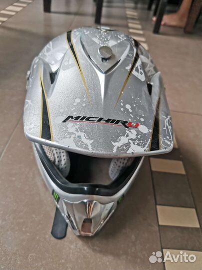 Кроссовый шлем michiru