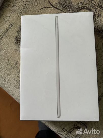 Новый iPad 10.2 2021 64gb Silver + преходник