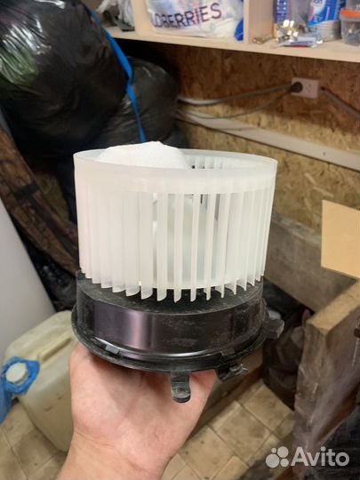 Моторчик печки ниссан