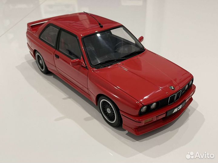 BMW E30 M3 1:18 Autoart Evolution 