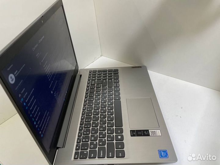 Ноутбук Lenovo IdeaPad 3 15IGL05
