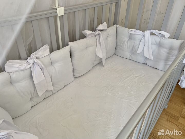 Бортики в кроватку