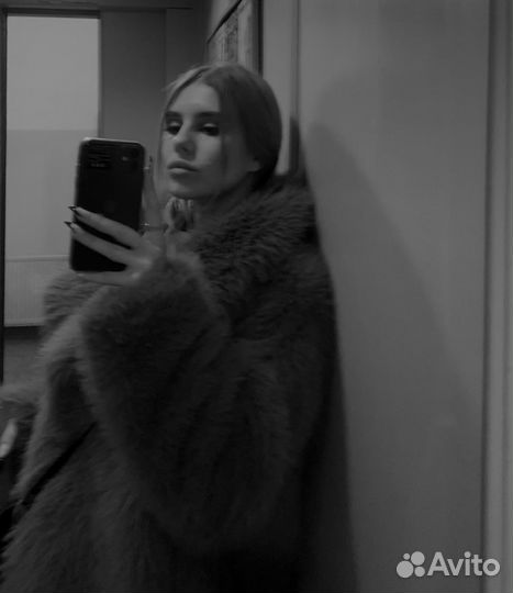 Хостес, танцовщица