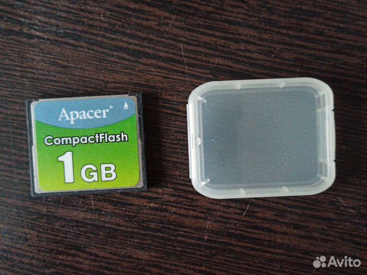Карта памяти Compact Flash