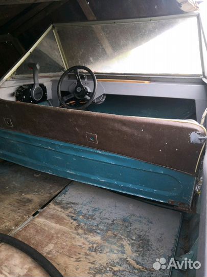 Мотолодку Крым