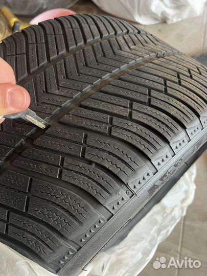Michelin Pilot Sport 285/35 R20 и 255/40 R20
