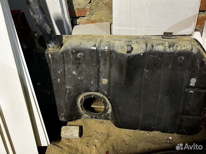 Бак 2110-приора