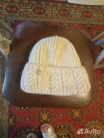 Шапка вязанная женская
