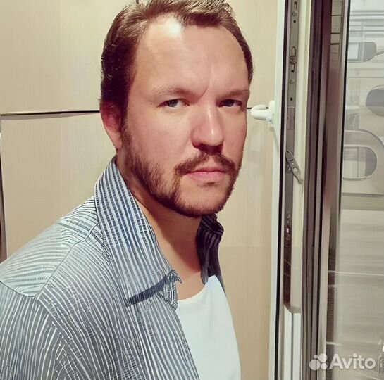 Водитель с личным легковым автомобилем