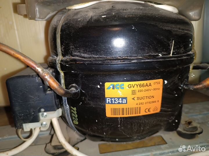 Запчасти для Холодильника stinol,Ariston